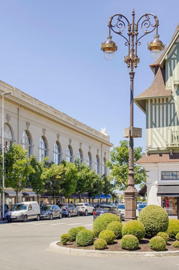 Castel Saint Clair - Trois Pieces - Deauville Centre Εξωτερικό φωτογραφία